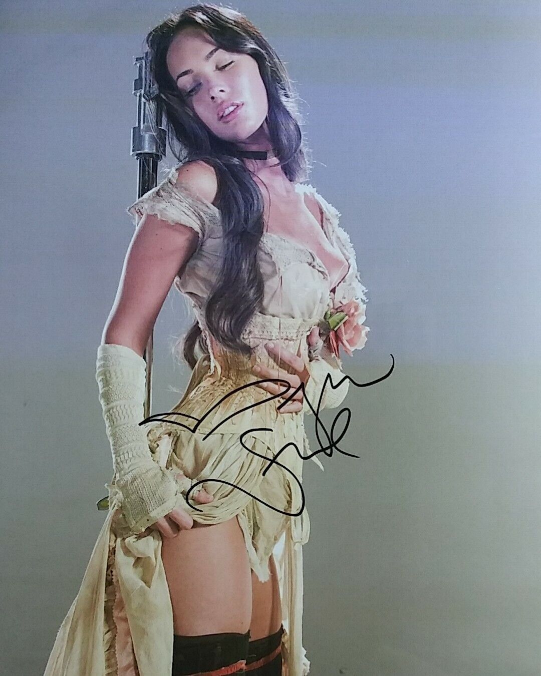 Megan Fox signed 8 x 10