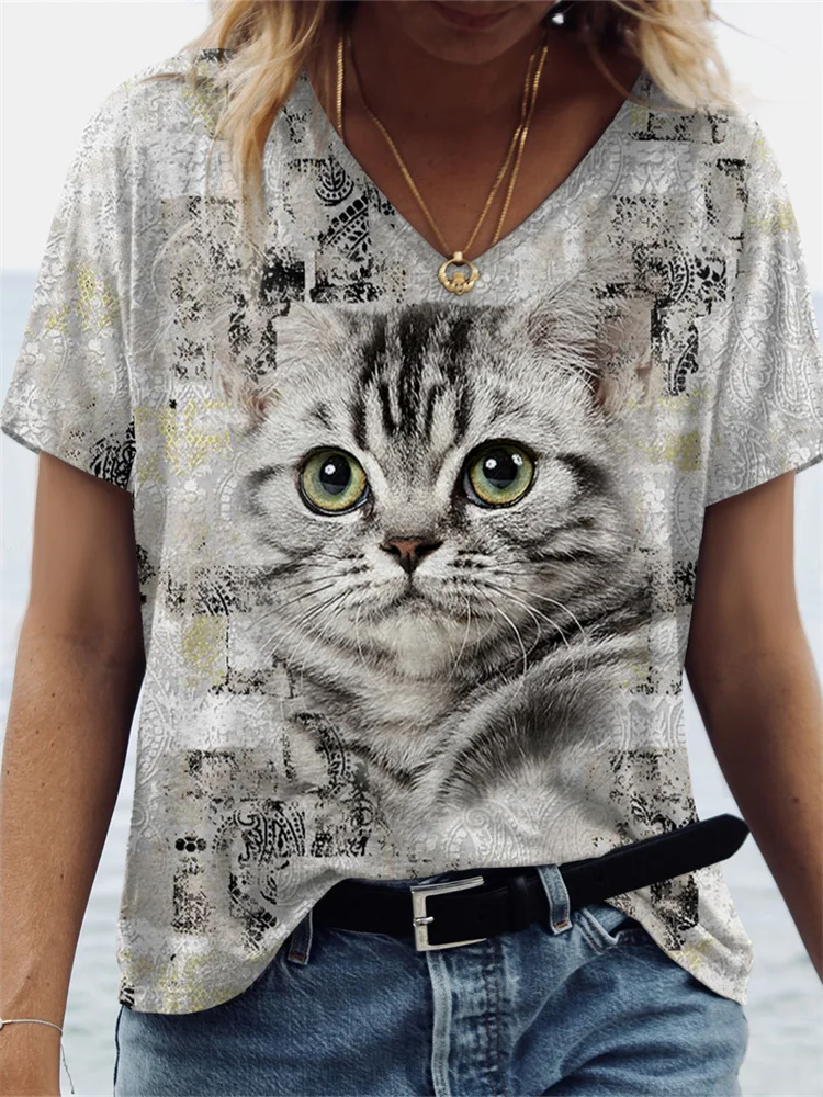 Lovely Cat 3D Print V Neck T Shirt