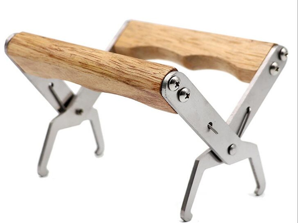 

Wooden Handle Beehive Frame Clip for Beekeepers, 501 Original
