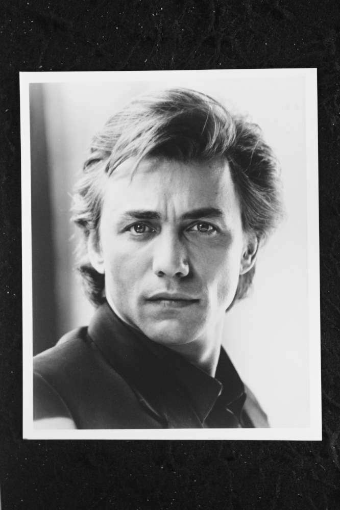 Alex Mc Arthur - 8x10 Headshot Photo Poster painting w/ Resume