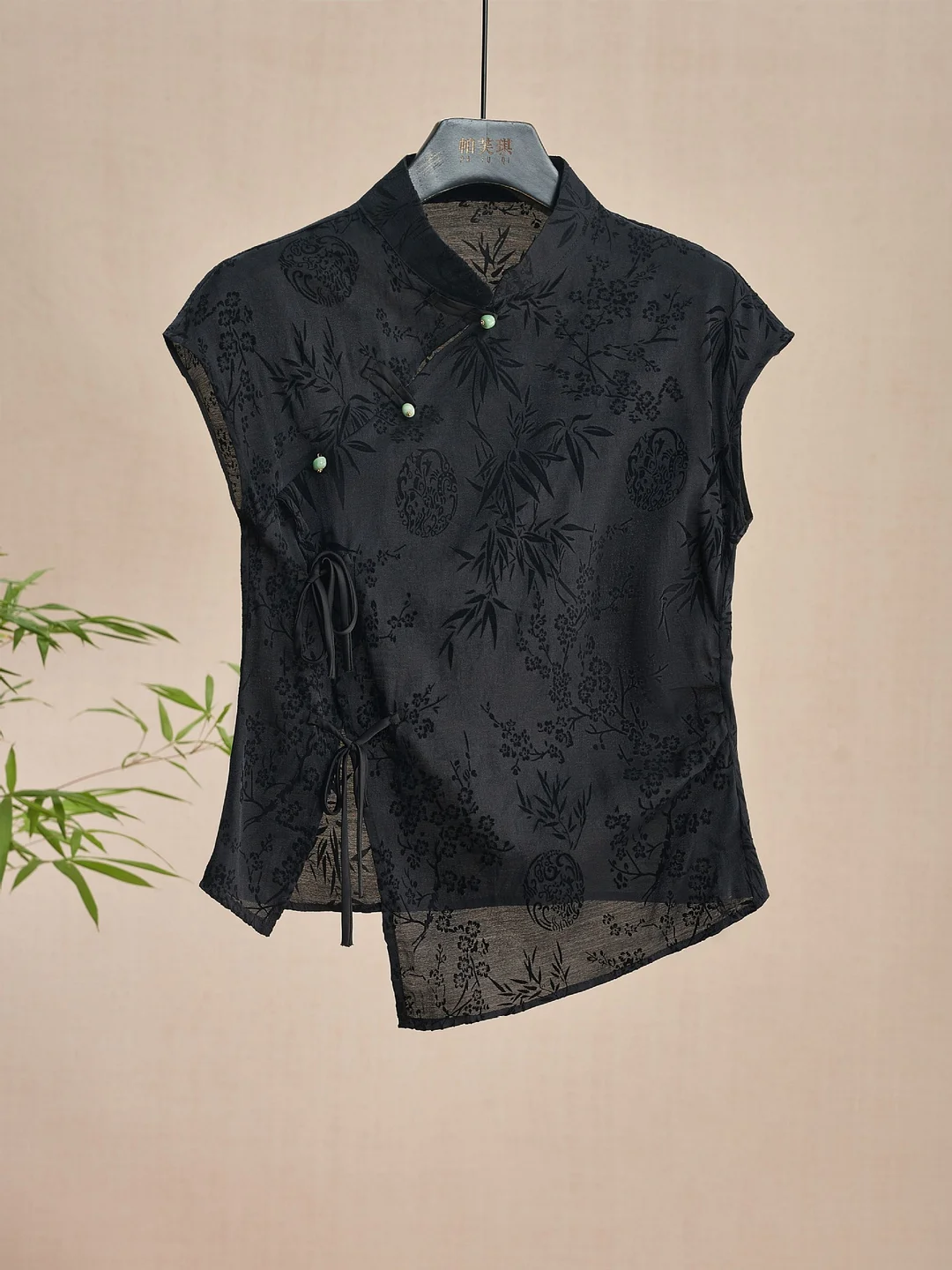 Ueong Chinese Style Cheongsam Blouse Black Jacquard Shoulder Short-Sleeved T-Shirt 2024 New Summer Vintage Blouse