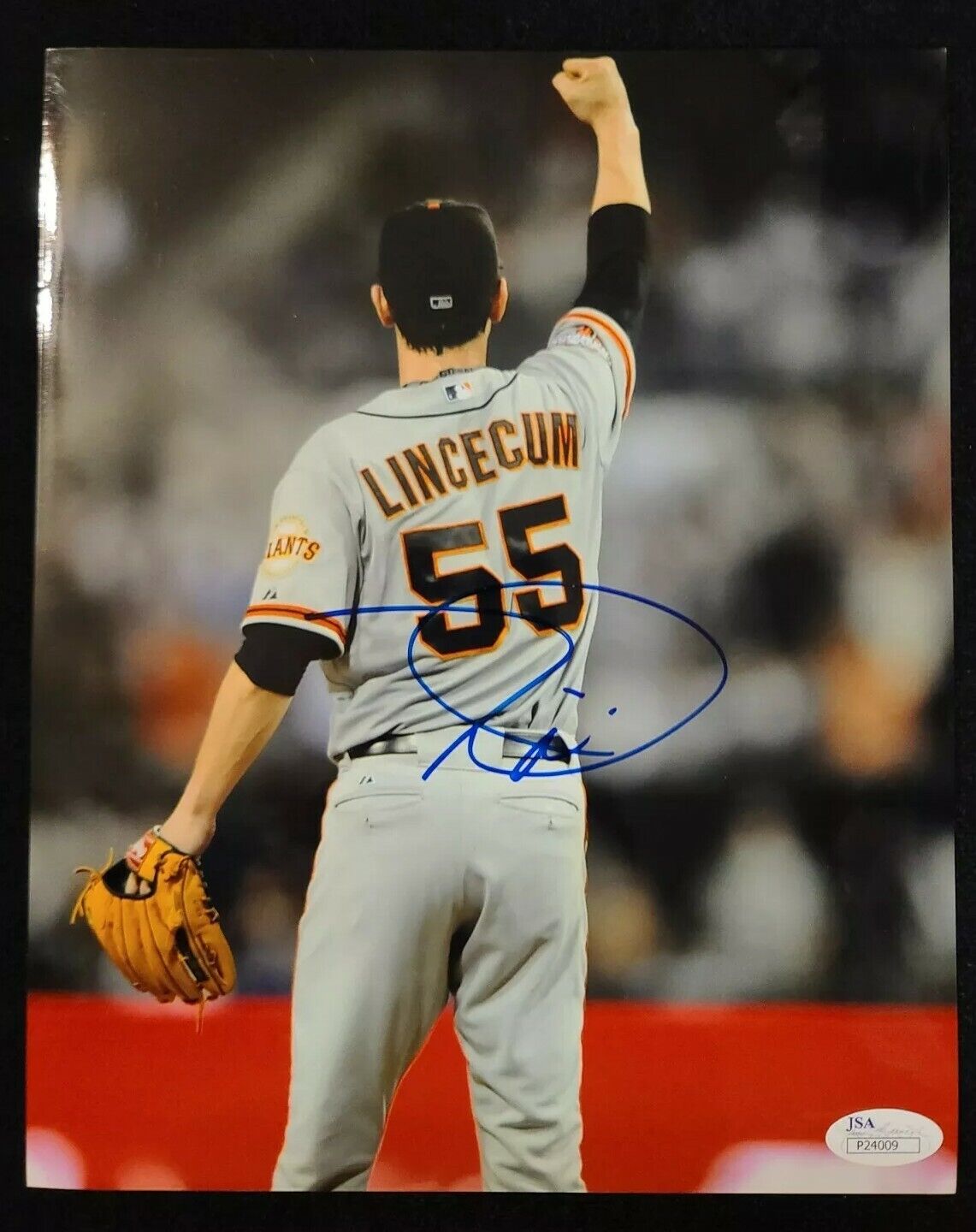 TIM LINCECUM Autographed 8x10