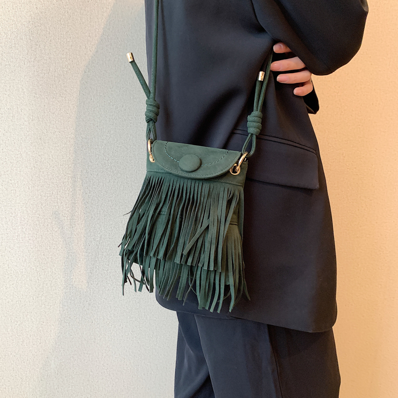 Retro Crossbody Fringe Solid Color Small Square Bag