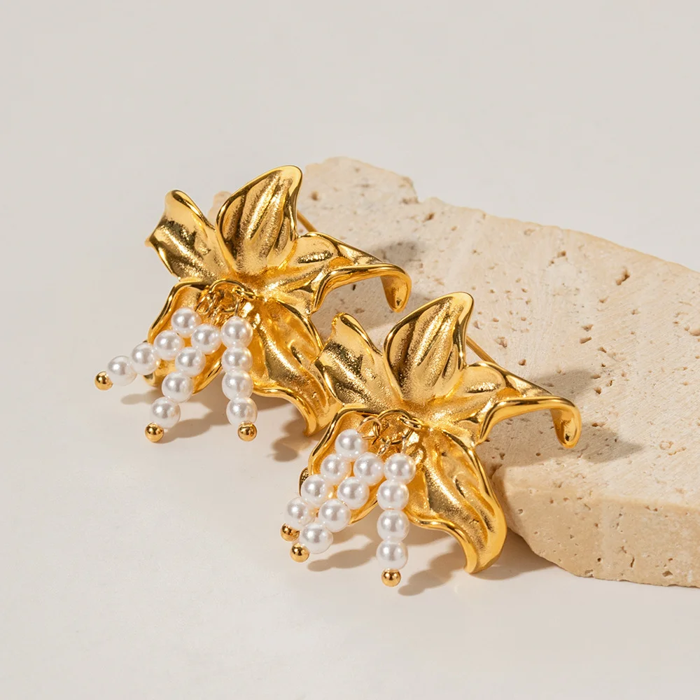18k Gold Plated Starfish Pearl Earrings