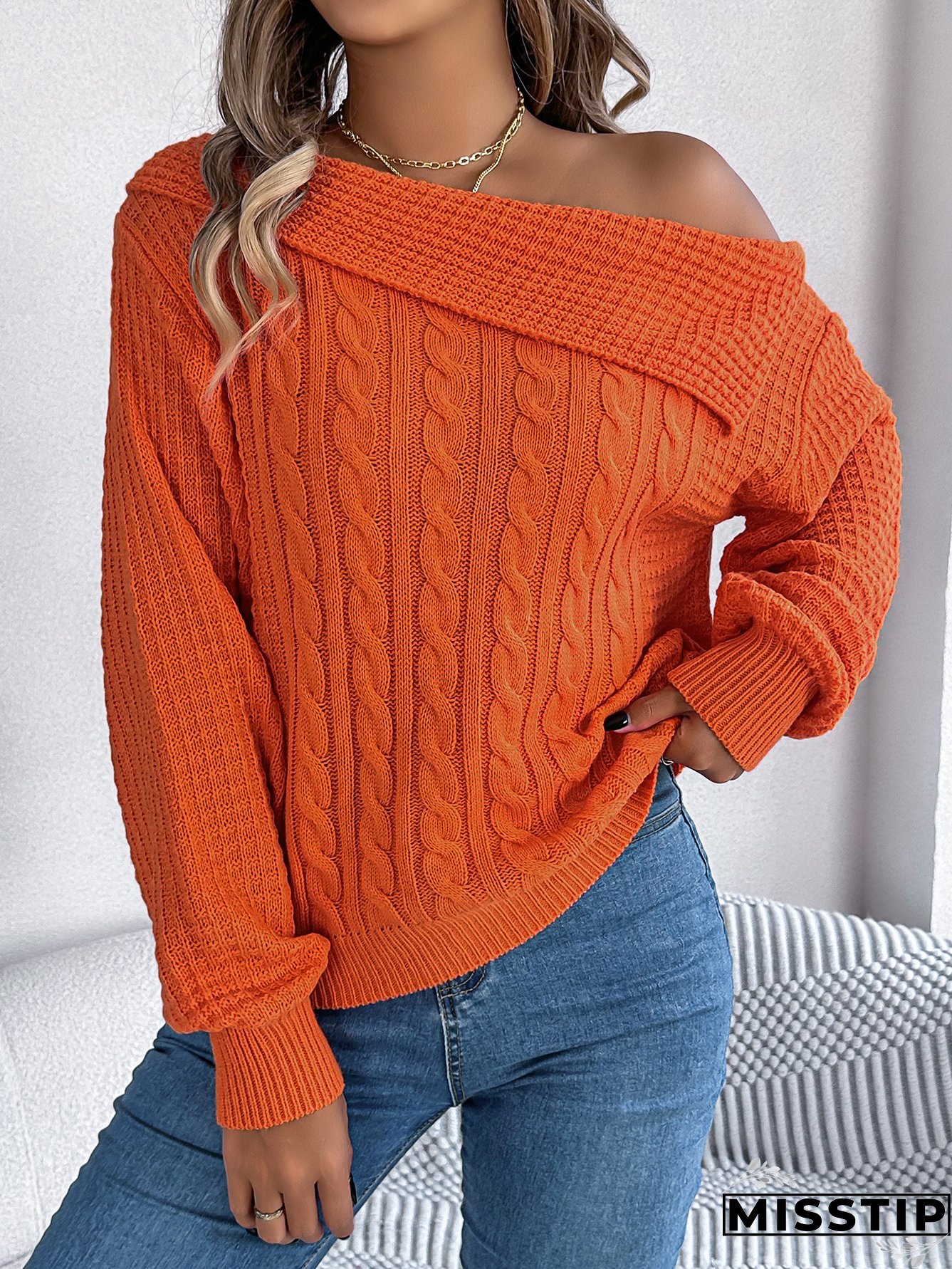 Autumn and winter casual sexy Turndown Collar off-shoulder twisted long-sleeved pullover sweater