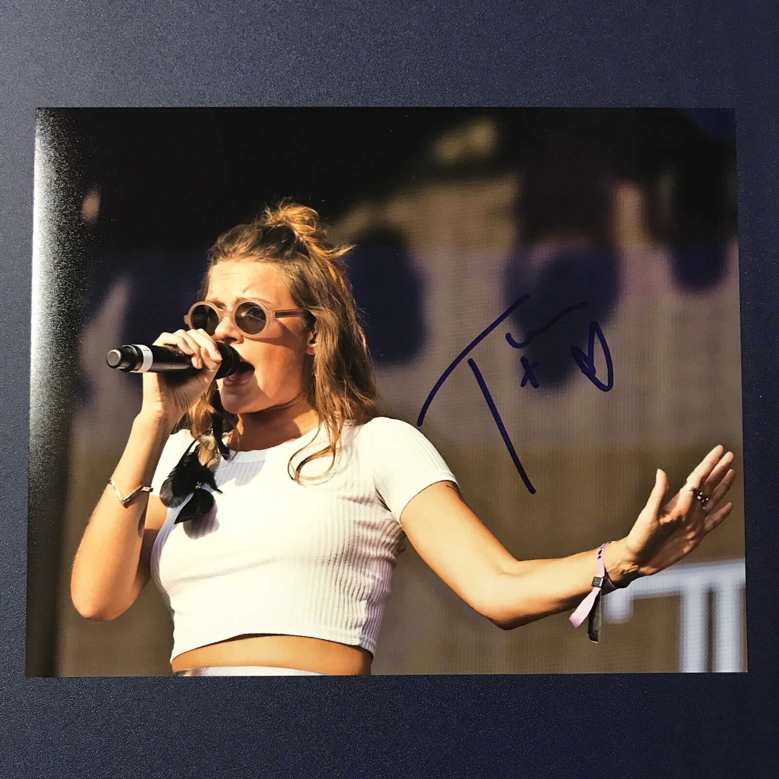 TOVE LO SIGNED 8x10 Photo Poster painting SEXY HOT SINGER AUTOGRAPHED AUTHENTIC POP STAR COA