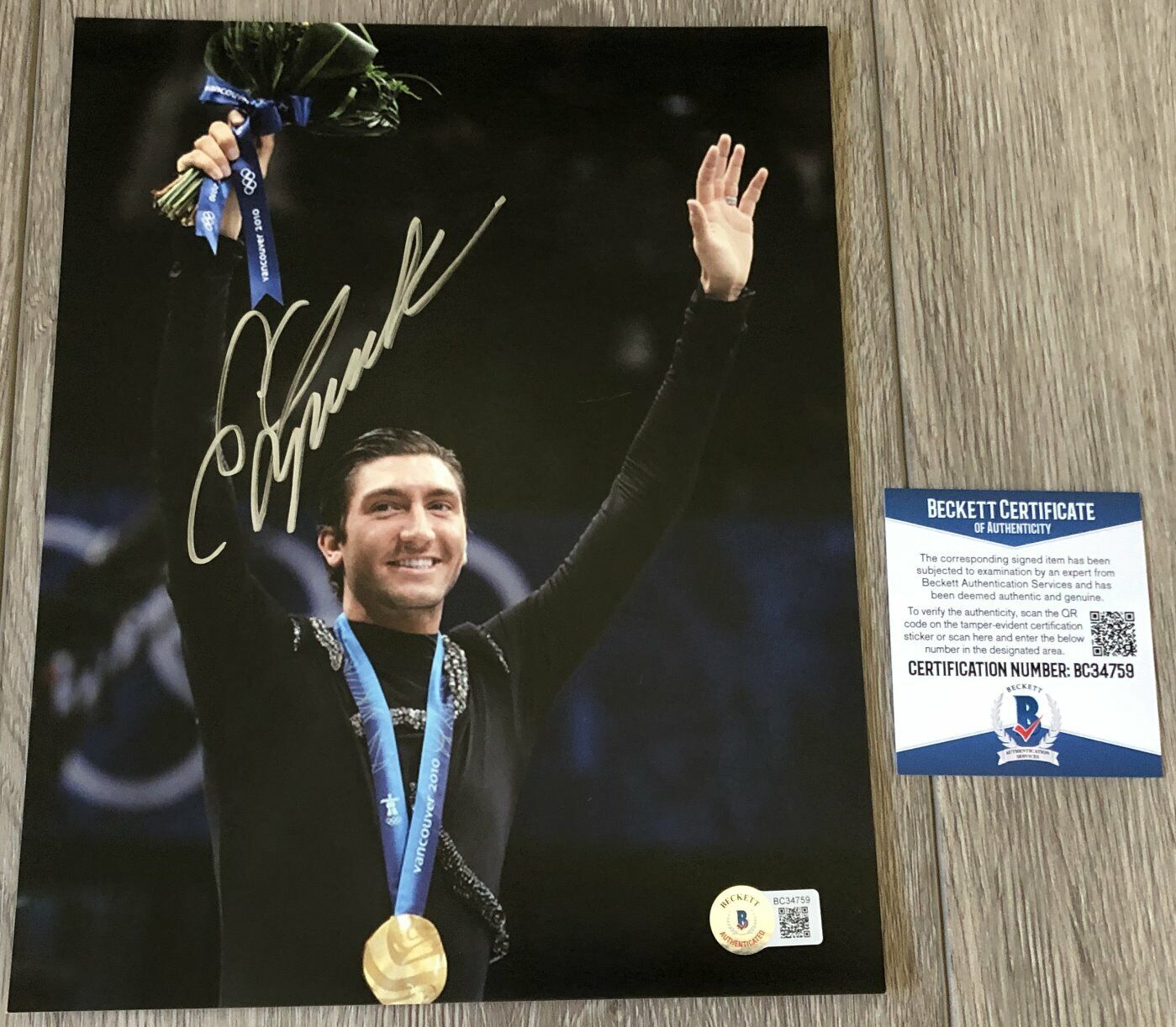 EVAN LYSACEK USA GOLD MEDAL SIGNED AUTOGRAPH 8x10 Photo Poster painting w/PROOF BECKETT BAS COA