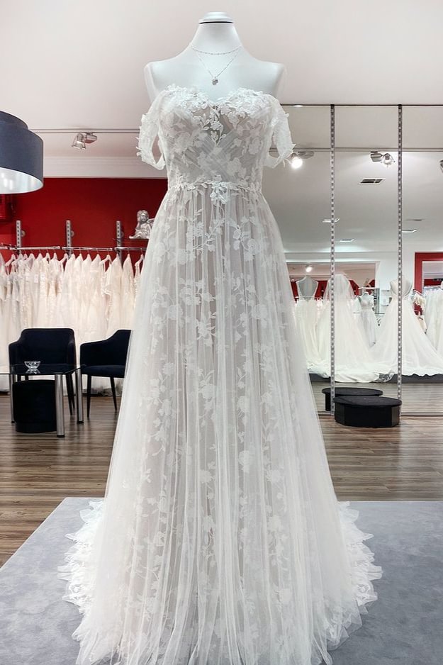 Amazing Long A-line Tulle Off-the-shoulder Ruffles Wedding Dress With Appliques Lace | Ballbellas Ballbellas