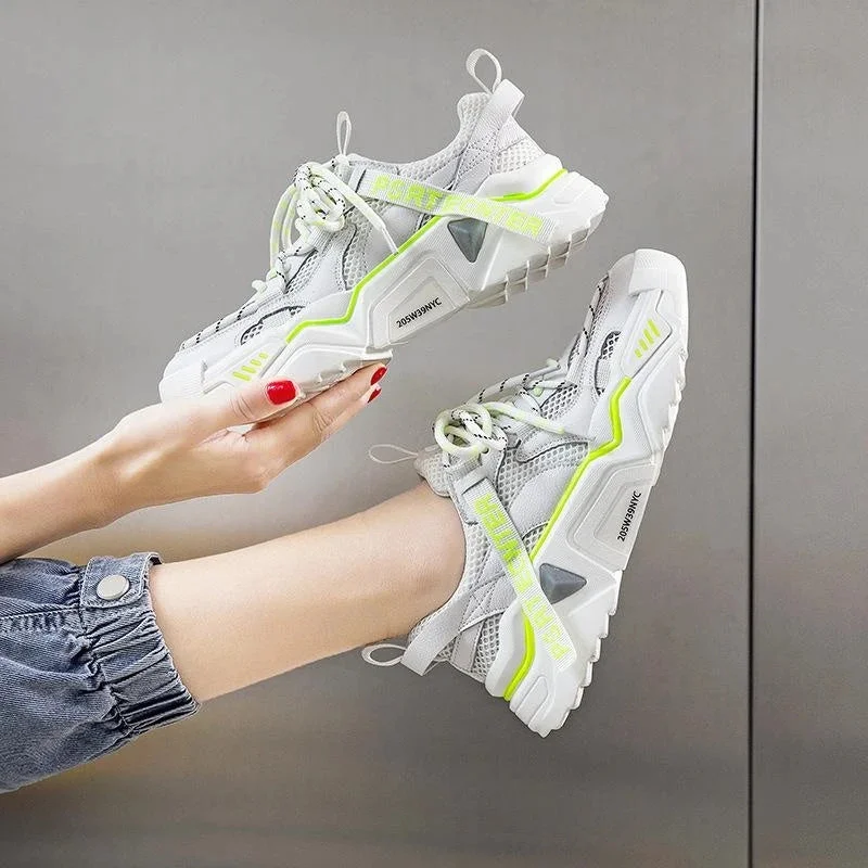 Woman Hollow-out Flat Heel Round Toe Sneakers