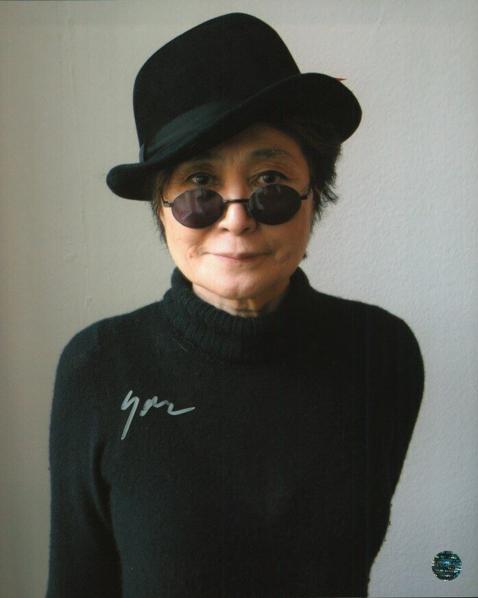 YOKO ONO Autographed Original 8x10 Photo Poster painting LOA TTM