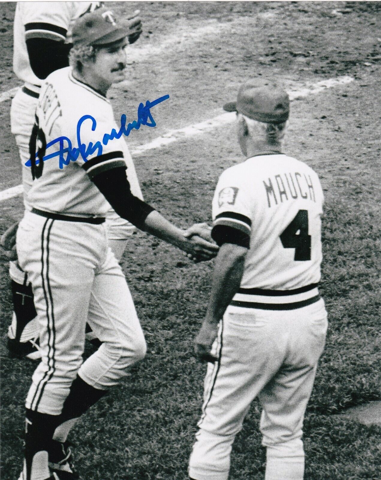 DOUG CORBETT MINNESOTA TWINS ACTION SIGNED 8x10