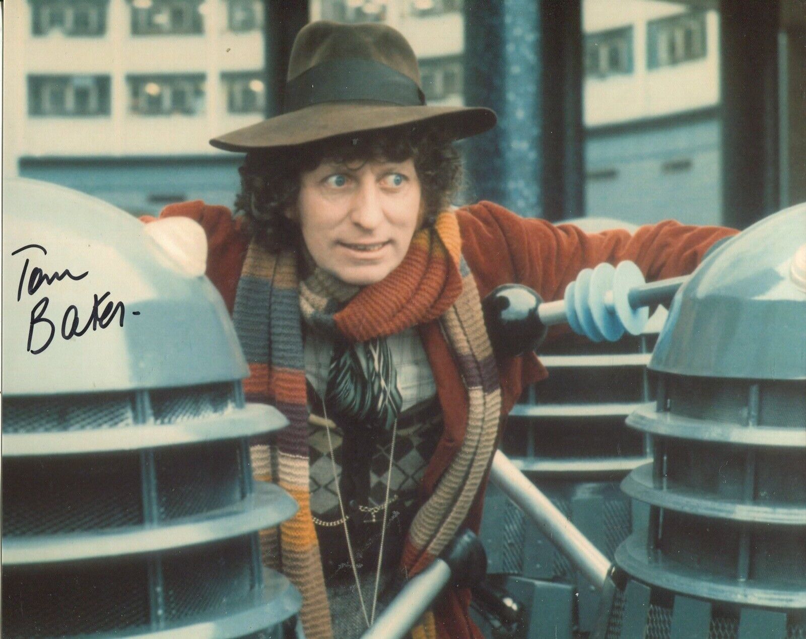 Actor Tom Baker signed Doctor Who TV sci-fi series Photo Poster painting REF92 - UACC DEALER