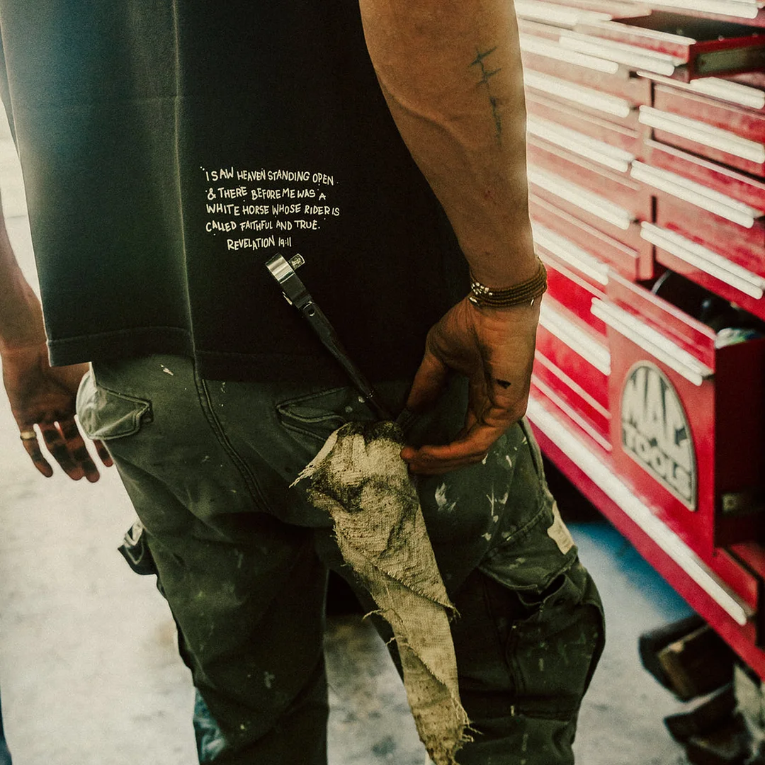 Men's Western Ranch Wild Horse Print Holiday T-Shirt-inspireuse