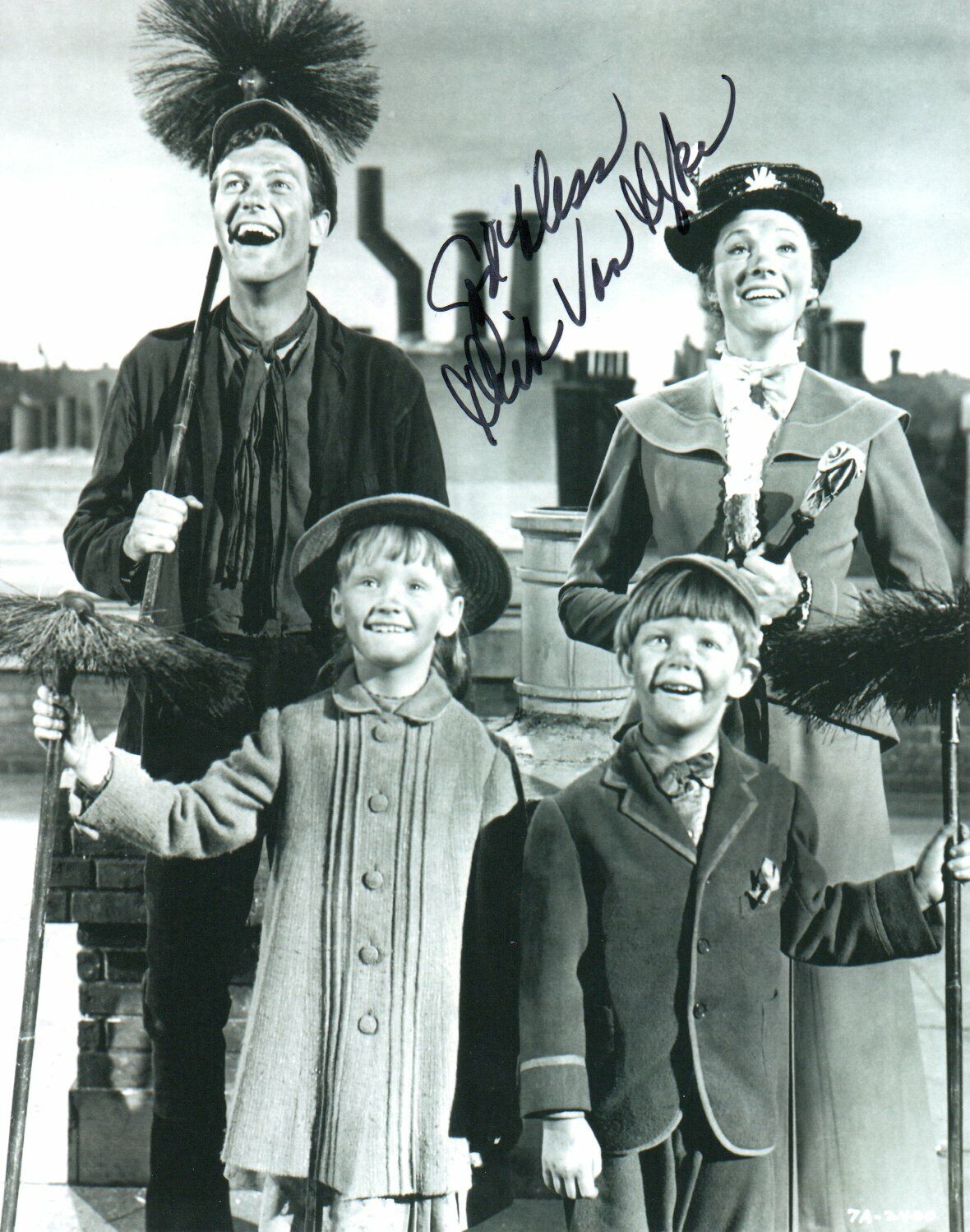 Dick Van Dyke Hand Signed 10 by 8 inches Photo Poster painting Autograph Mary Poppins Chitty