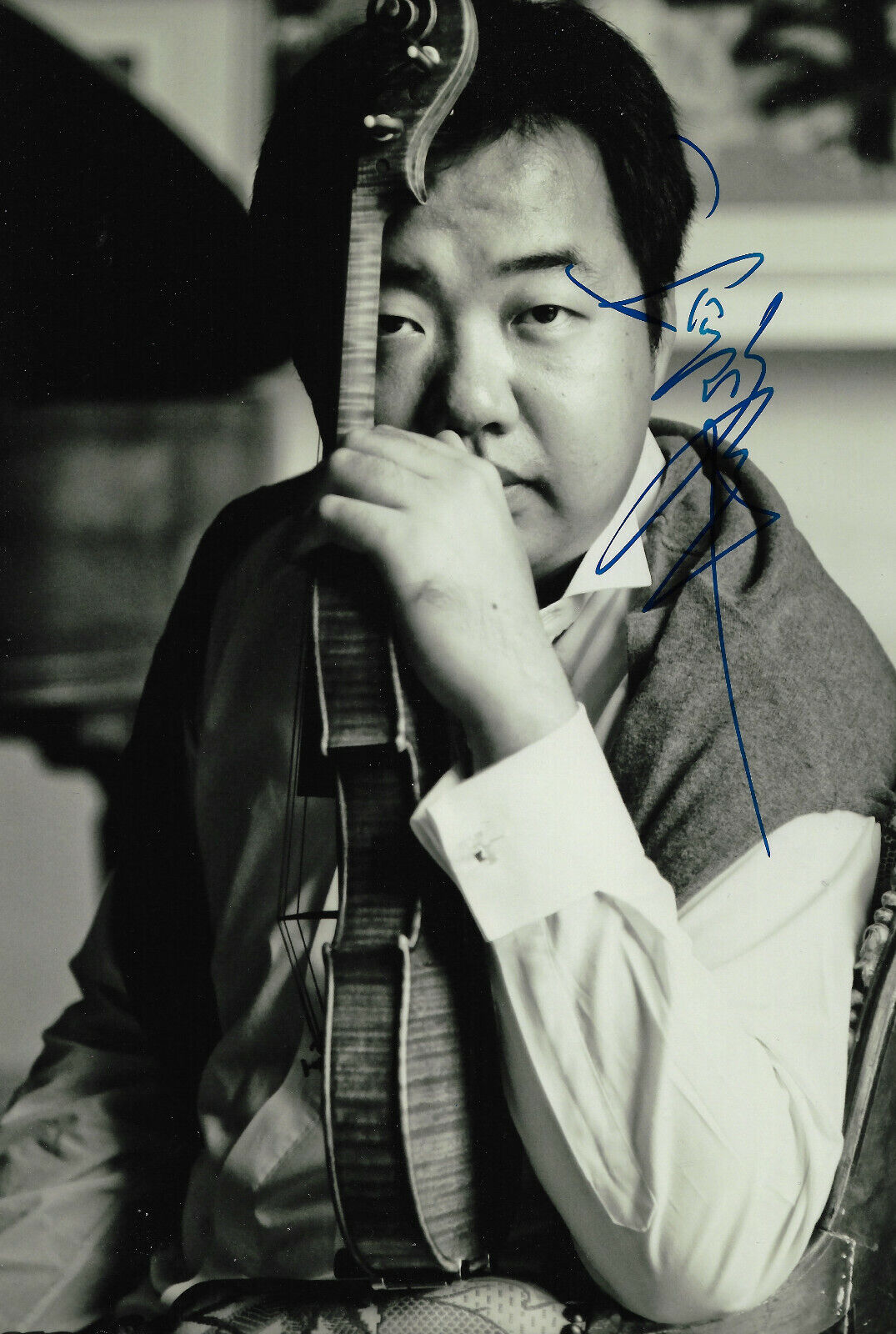 Ning Feng Violine signed 8x12 inch Photo Poster painting autograph