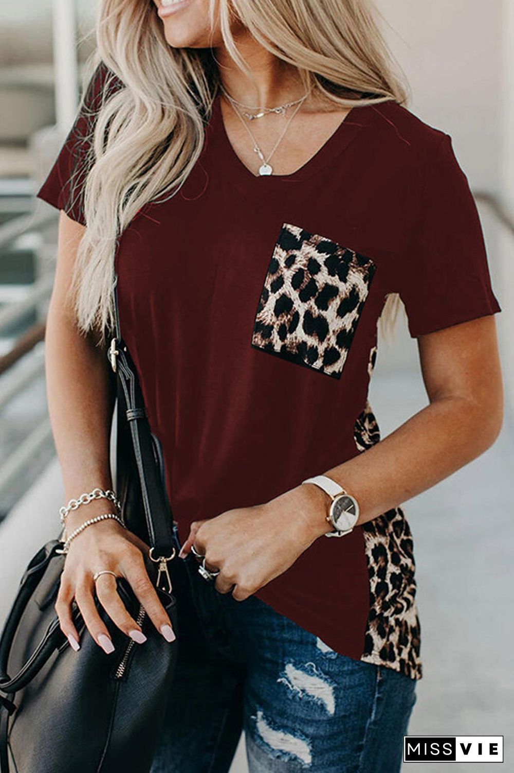 Printed Irregular V-Neck Pocket T-Shirt