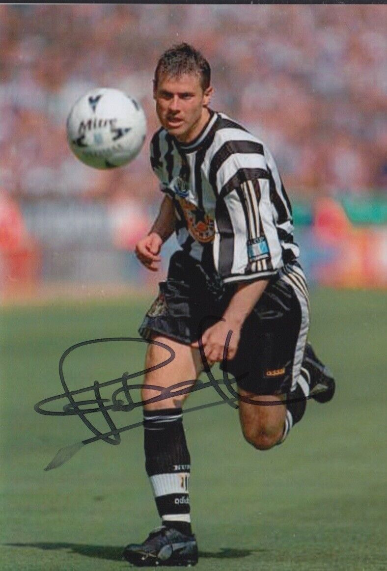 ROB LEE HAND SIGNED 6X4 Photo Poster painting NEWCASTLE UNITED FOOTBALL AUTOGRAPH 6