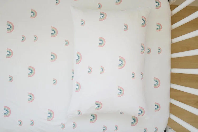 Ecolino&reg; Crib Sheet, 100% Organic Cotton, Rainbow