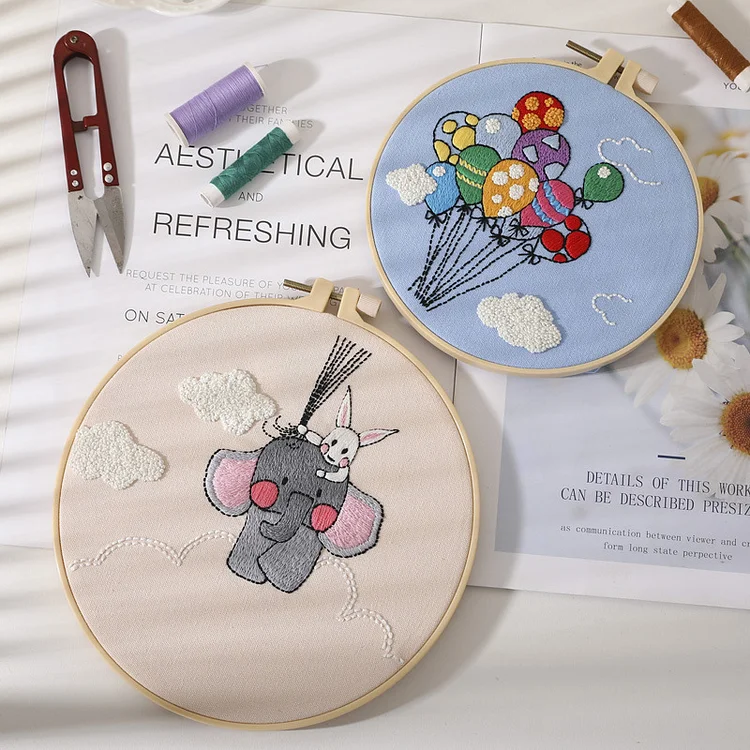 Elephant with Balloon 2-piece Embroidery Starter Kits