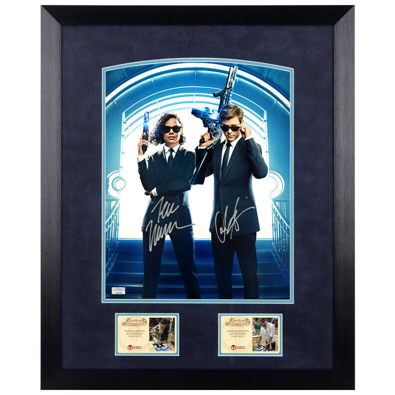 Tessa Thompson, Chris Hemsworth Autographed Men in Black 11x14 Framed Photo Poster painting