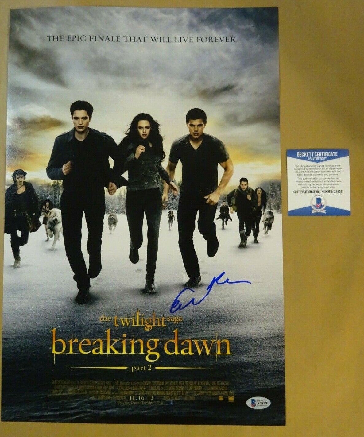 Signed ELIZABETH REASER Autographed TWILIGHT 12x18