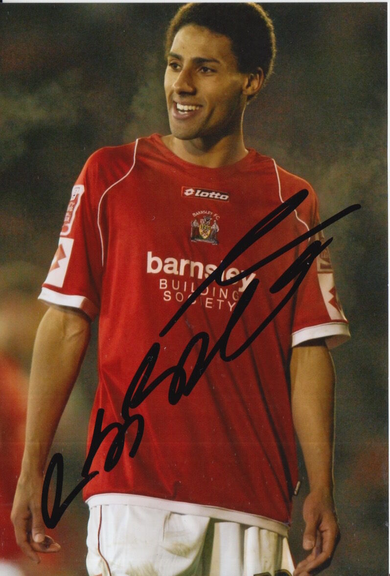 BARNSLEY HAND SIGNED RYAN SHOTTON 6X4 Photo Poster painting.