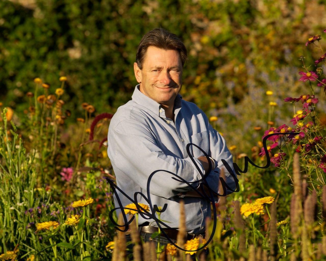 Alan Titchmarsh SIGNED AUTOGARPHED 10 X 8