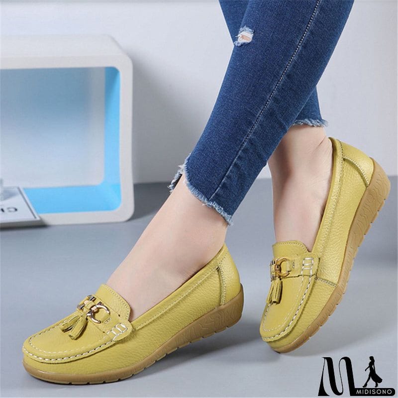 MidiSono - New Casual Simple Style Breathable Solid Color Boat Shoes Loafers