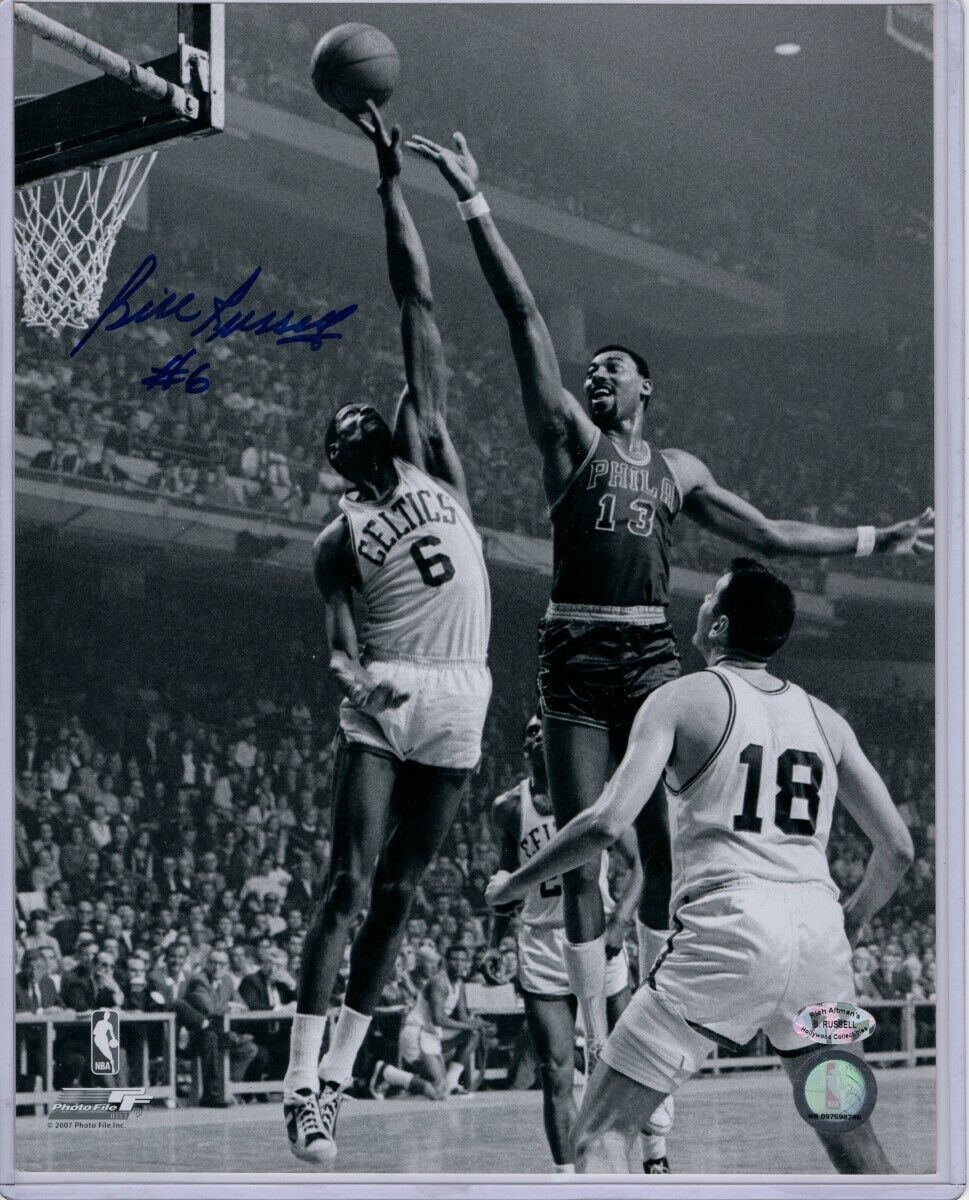 Bill Russell Signed Autographed 11X14 Photo Poster painting Vintage Celtics vs. Chamberlain COA