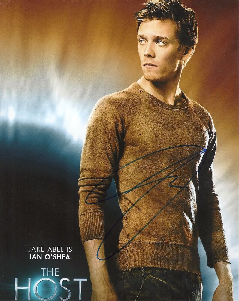 JAKE ABEL 'THE HOST' IAN SIGNED 8X10 PICTURE 6 *COA