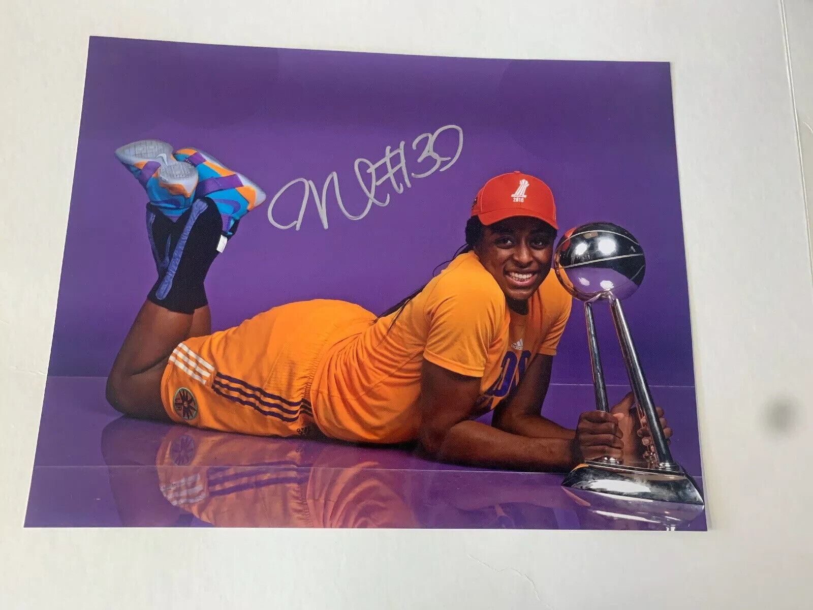 Nnemkadi Ogwumike Autographed 11x14 Los Angeles Sparks Z150