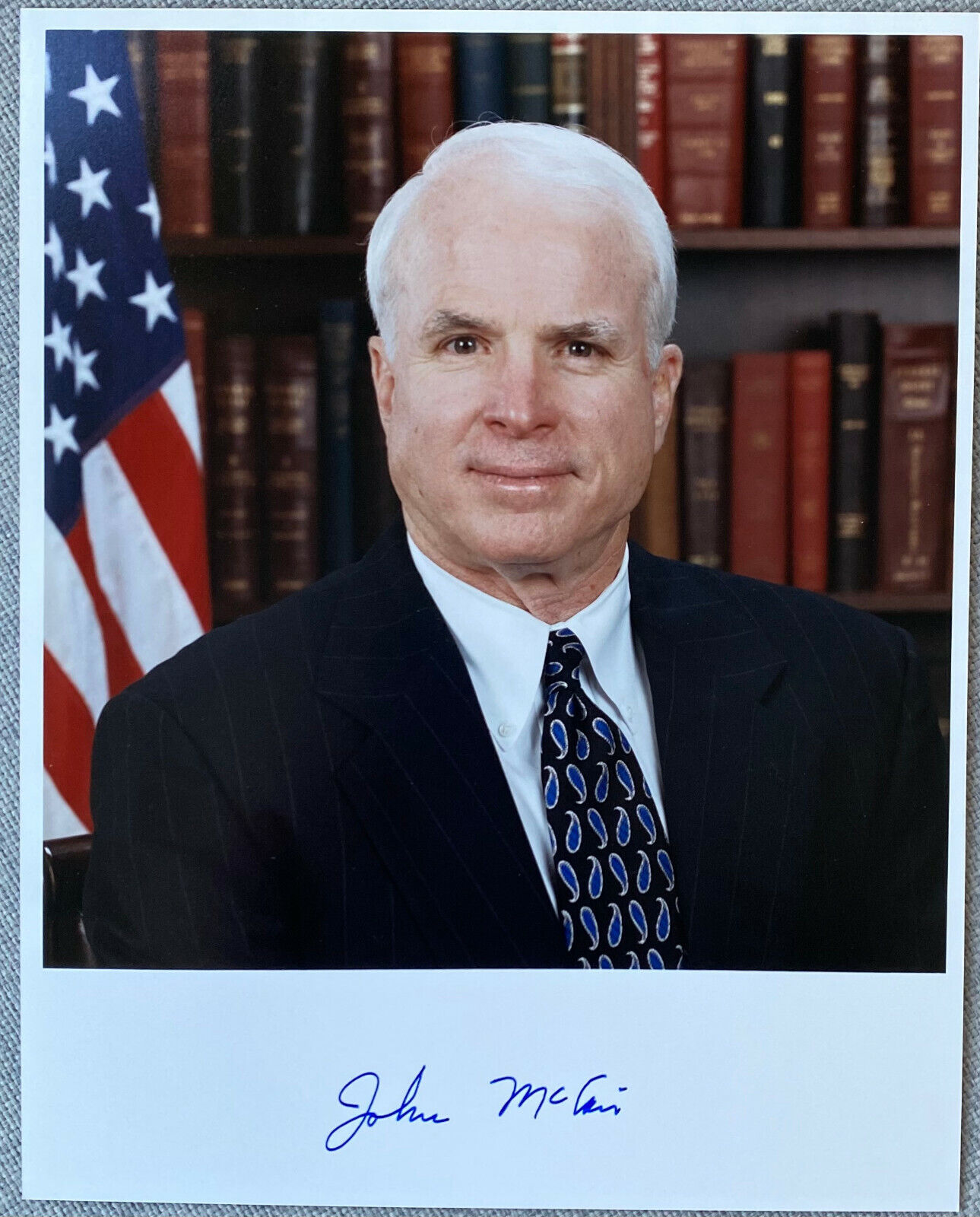 United States Senate John McCain Signed 8x10 Photo Poster painting - RARE Collectible