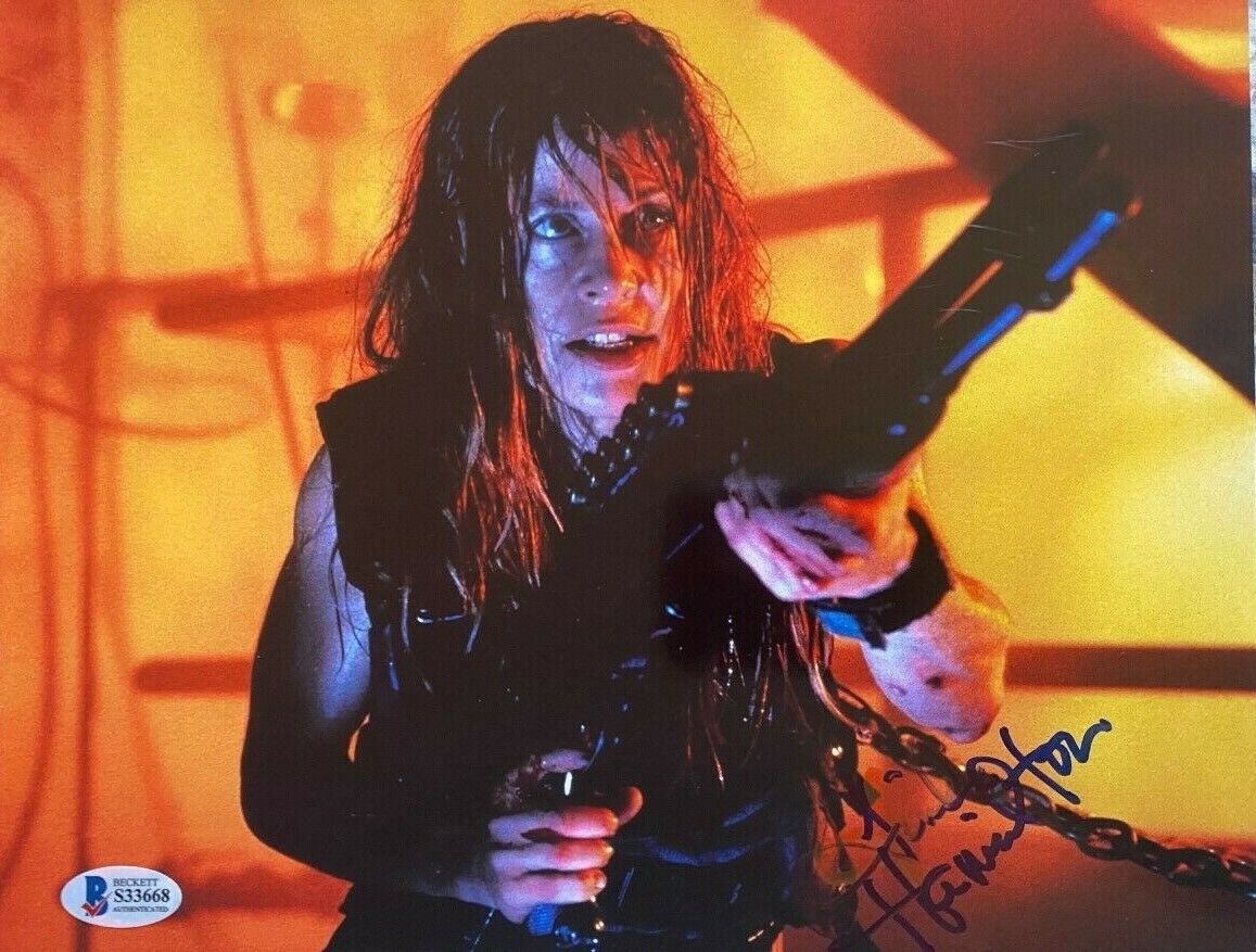 Linda Hamilton signed autographed 8x10 Photo Poster painting Terminator BECKETT COA