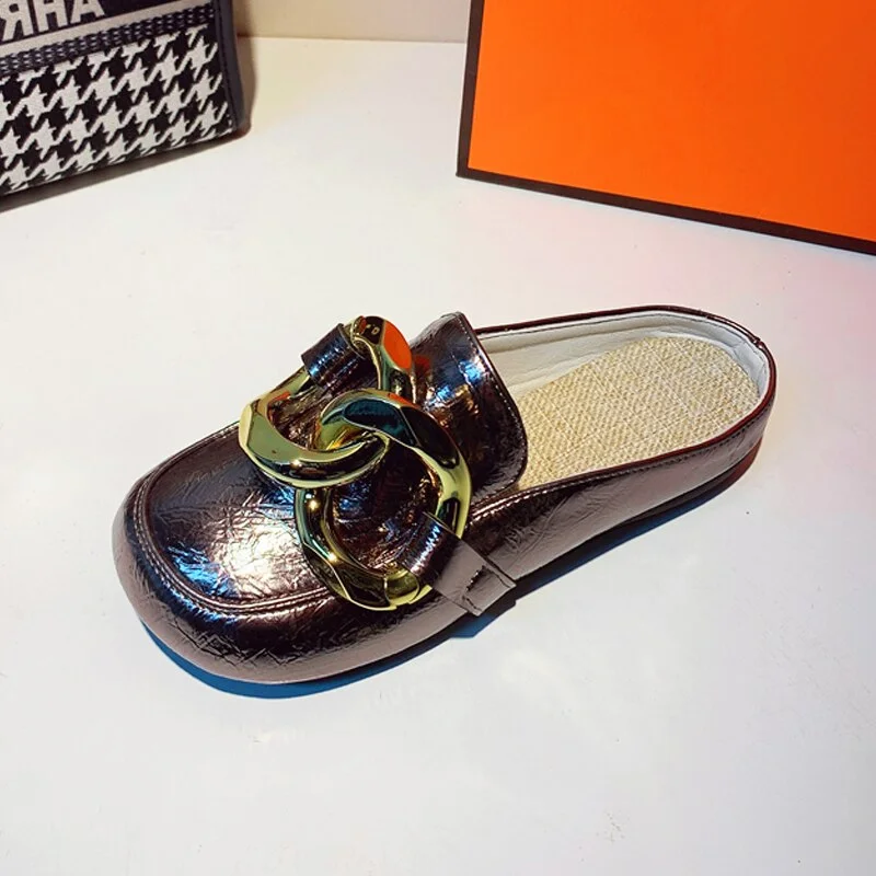 Summer Women Slipper Low Heels Casual Slides Flip Flop Round Toe New Arrival Brand Design Gold Chain Closed Slip On Shoes Mulles