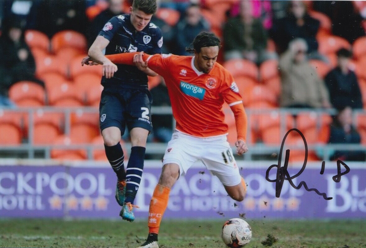 BLACKPOOL HAND SIGNED CHARLES DUNNE 6X4 Photo Poster painting 5.