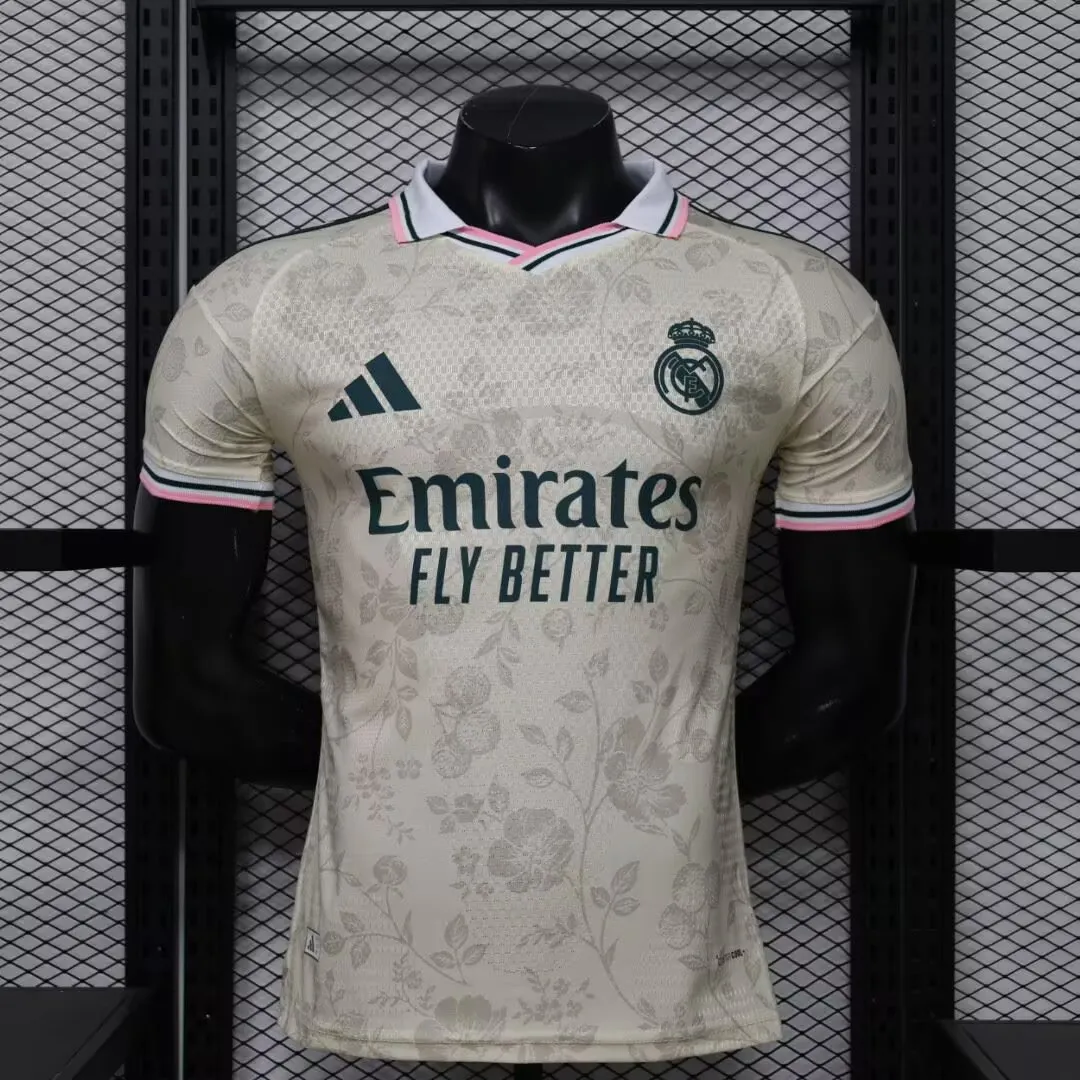 2026/2027 Player Version Real Madrid Special Edition Football Jersey（The player version jersey is a bit tight, please pay attention to the size selection）