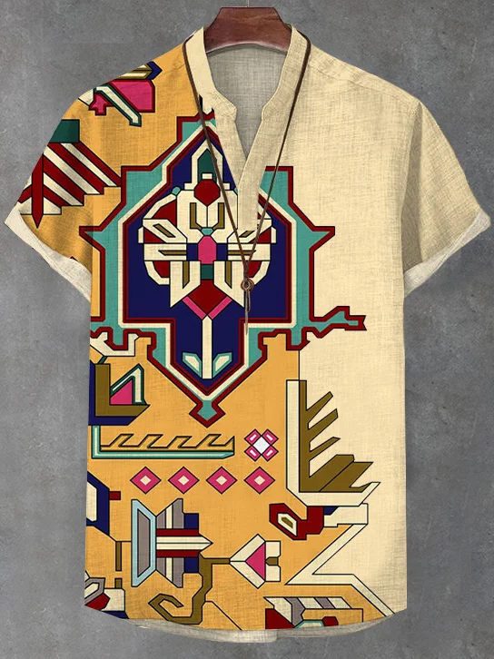 Men's Retro Ethnic Totem Pattern Colorblock V Neck T-Shirt