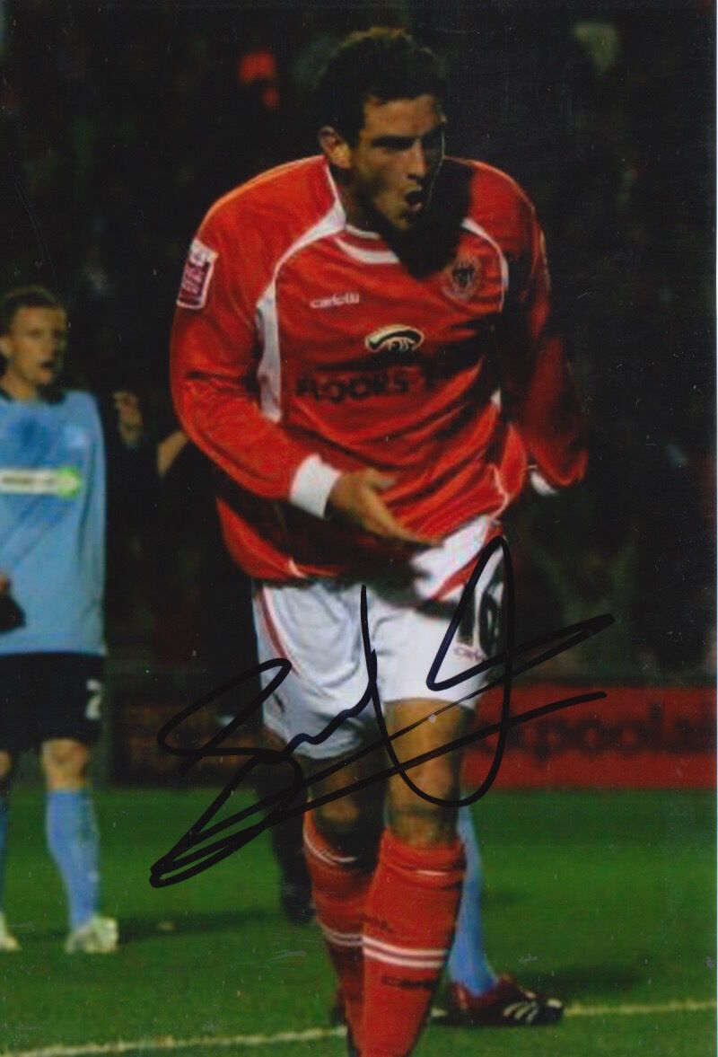 BLACKPOOL HAND SIGNED SCOTT VERNON 6X4 Photo Poster painting.