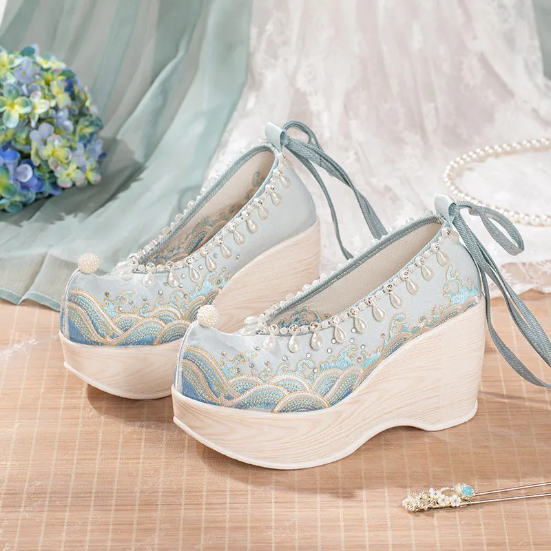 Vintage Embroidery Wave Print Pearl Platform High Heels Shoes