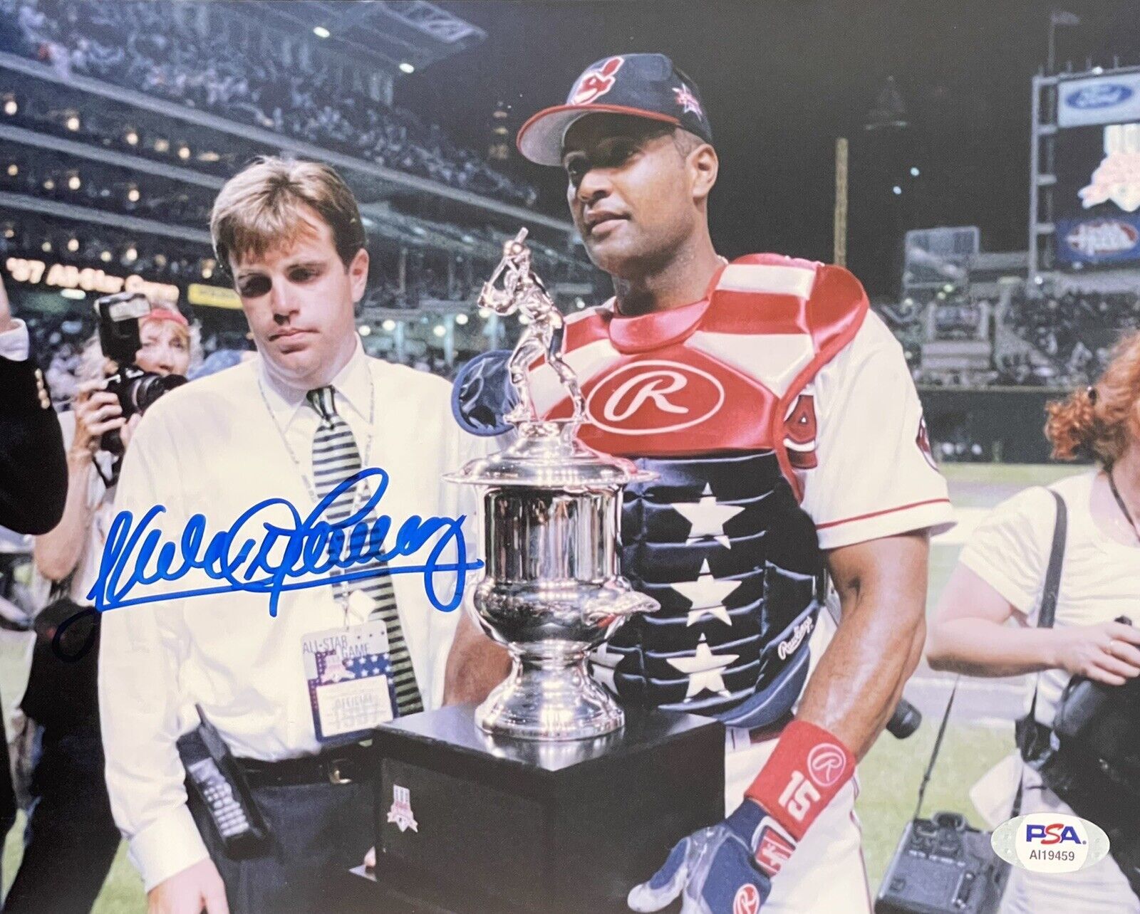 Sandy Alomar Jr Signed Autographed Cleveland Indians 8x10 Photo Poster painting Psa/Dna