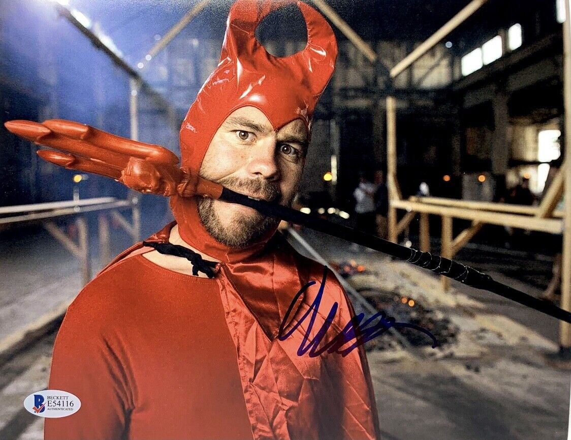 Chris Pontius Signed 8x10 Photo Poster painting Beckett E54118 * Jackass * Autographed