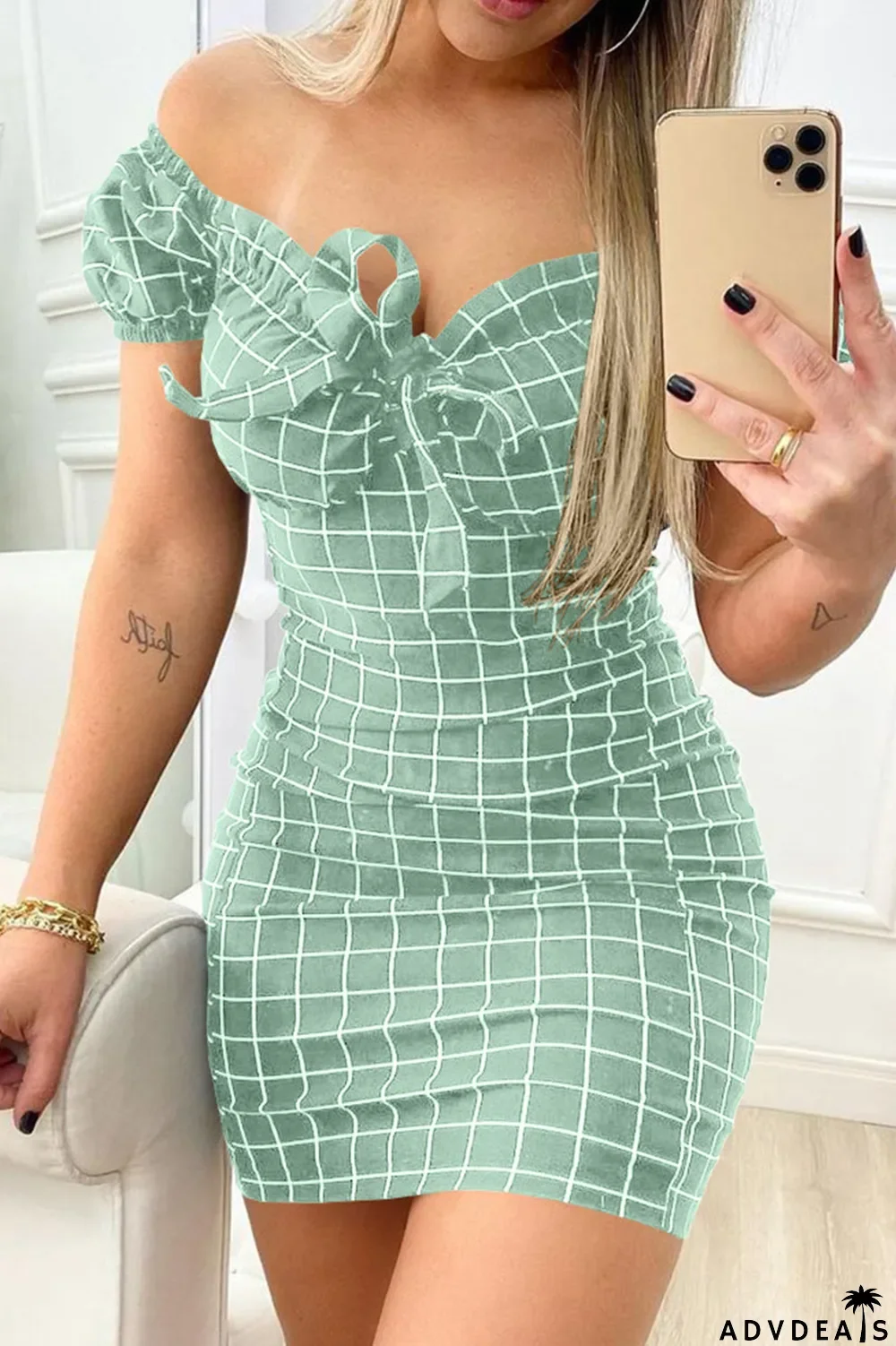 Black Fashion Casual Plaid Print Frenulum V Neck Short Sleeve Dress