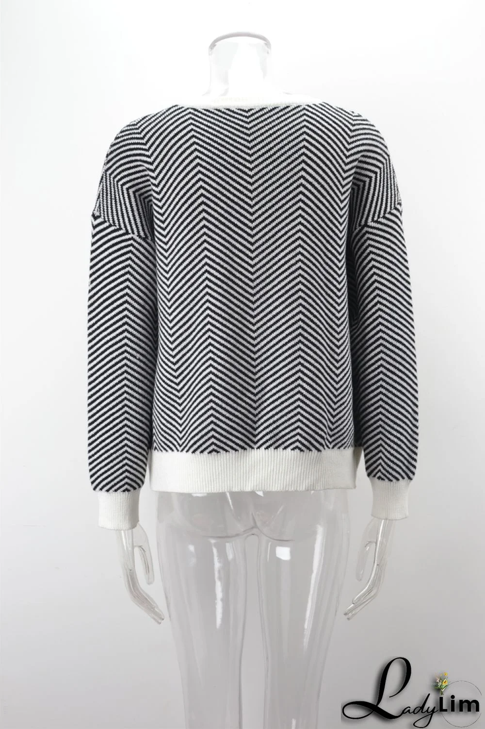 WomenBasic Round Neck Long Sleeve Striped Sweater