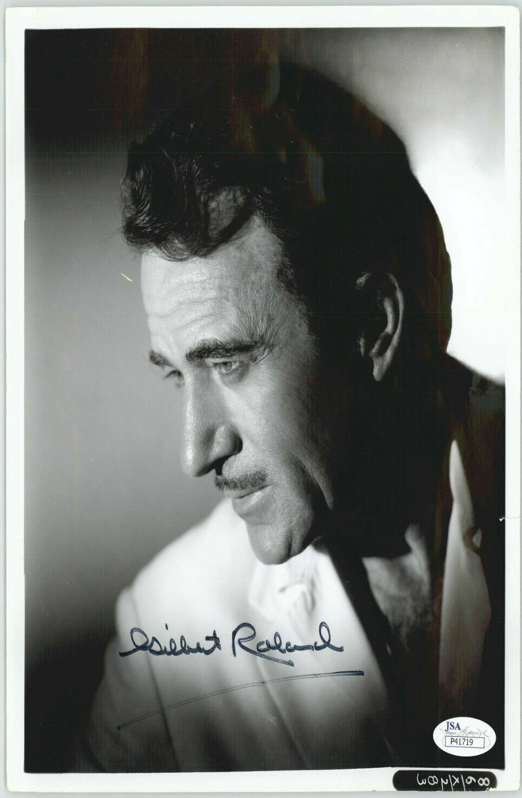 GILBERT ROLAND (DECEASED) MEXICAN ACTOR SIGNED 8X10 JSA AUTHEN. COA #P41719