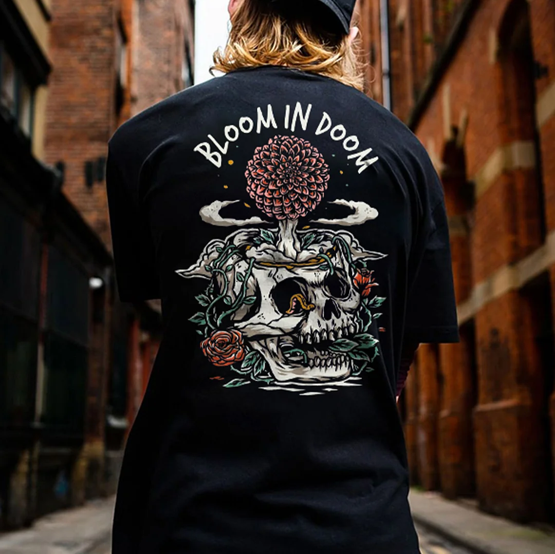 BLOOM IN DOOM Graphic Skull Explosion Casual Black Print T-shirt