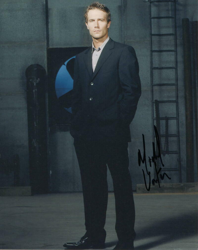 MICHAEL VARTAN SIGNED AUTOGRAPH 8X10 Photo Poster painting - ALIAS STUD, NEVER BEEN KISSED