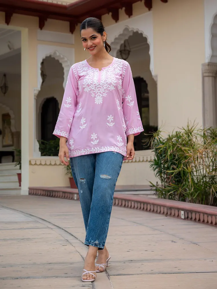 Women&rsquo;s Rayon Cotton Chikankari Short Kurti