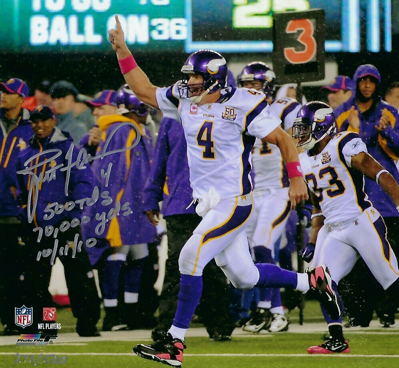 Brett Favre Autographed Signed 8x10 Photo Poster painting ( HOF Vikings ) REPRINT