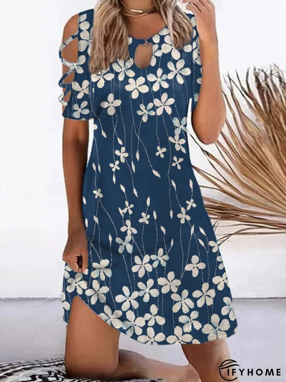 Floral Notched Short Sleeve Plus Size Casual Dress | IFYHOME