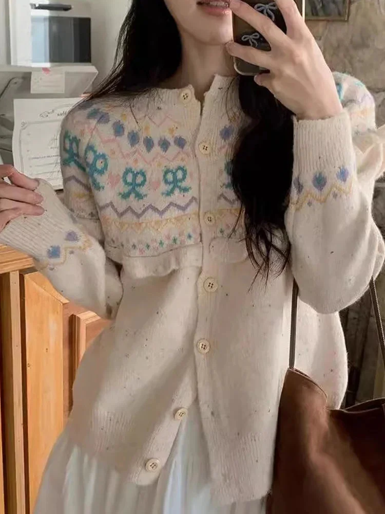 Toloer Buttoned Bow Jacquard Cardigan-Outfit Ideas